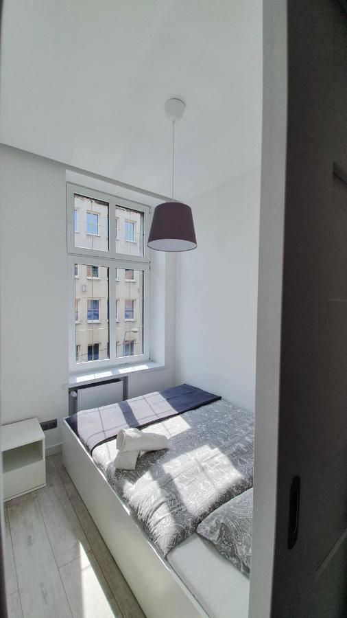 Modern Apartment In The City Center 卡托维兹 外观 照片